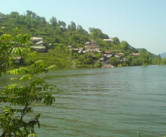 روستای گشنیان