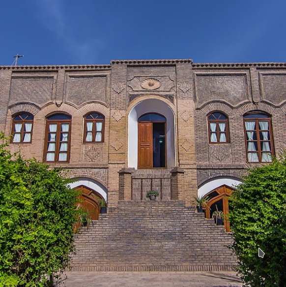 ساختمان پست قدیم بیرجند