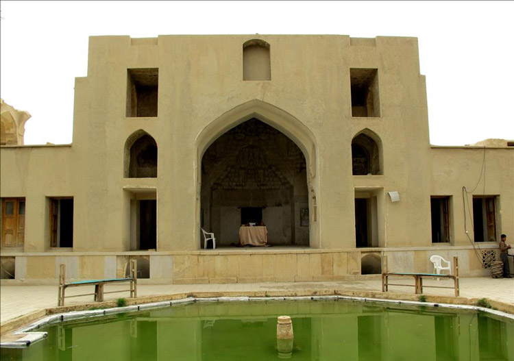 عمارت نشاط