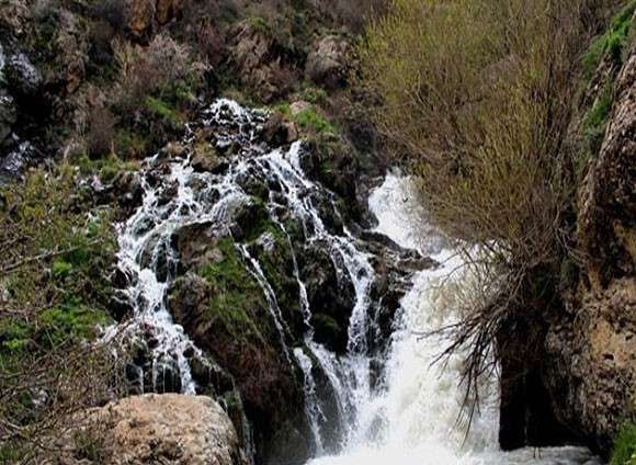 آبشار نره‌گر