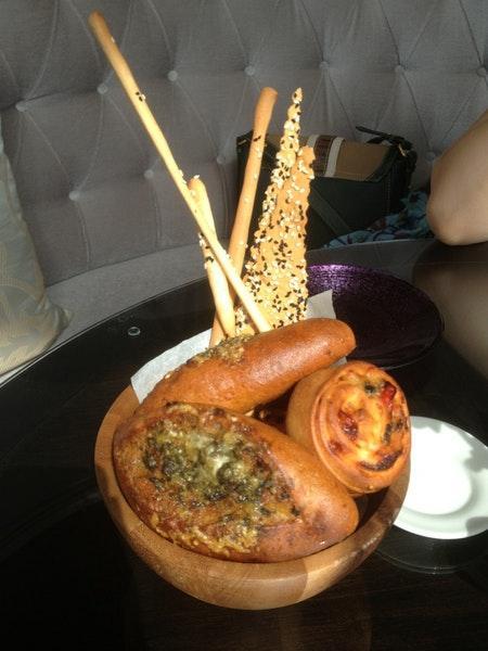 رستوران زعفران