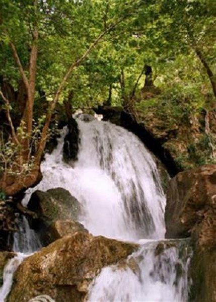 آبشار ده بر آفتاب