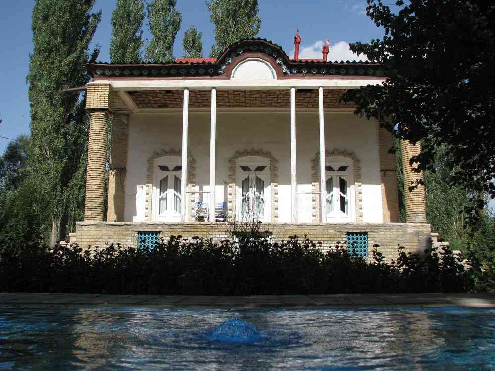 عمارت معین