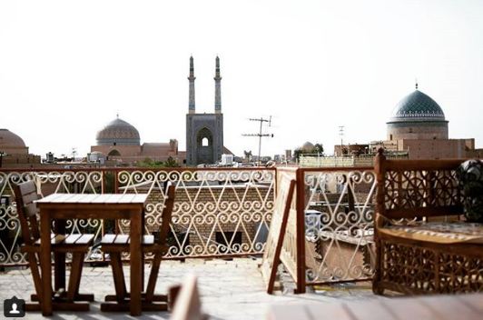 کافه رستوران بام 