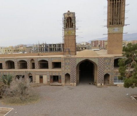 کاروانسرای وکیل