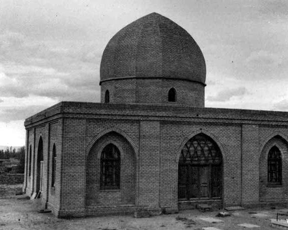 آرامگاه باباطاهر