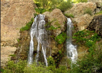 آبشار دو قلو