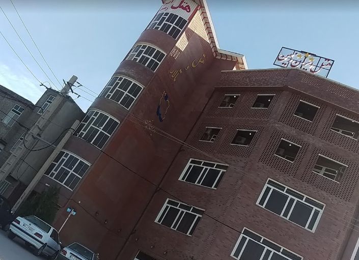 هتل ایران زمین دورود
