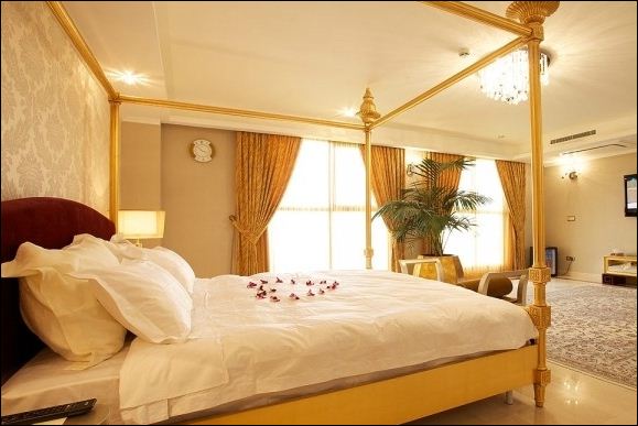 هتل اسپیناس تهران بلوار کشاورز