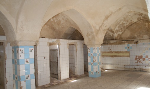 حمام کهنه فراشبند