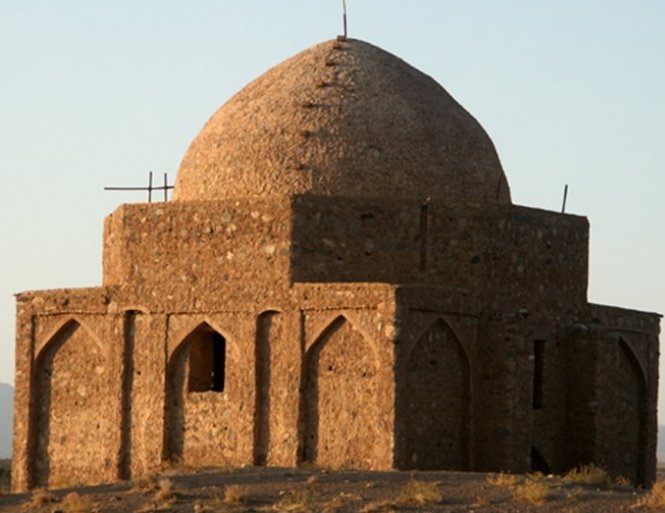 آرامگاه میرزبیر