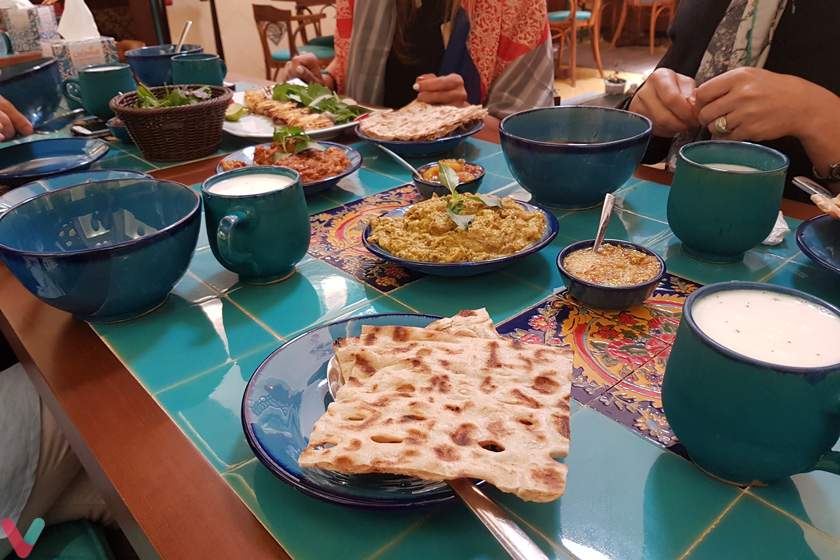  رستوران پنج دری