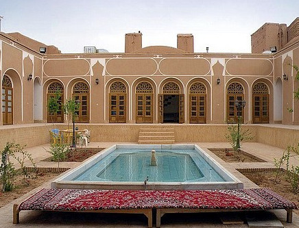 خانه قاجاری سنایی