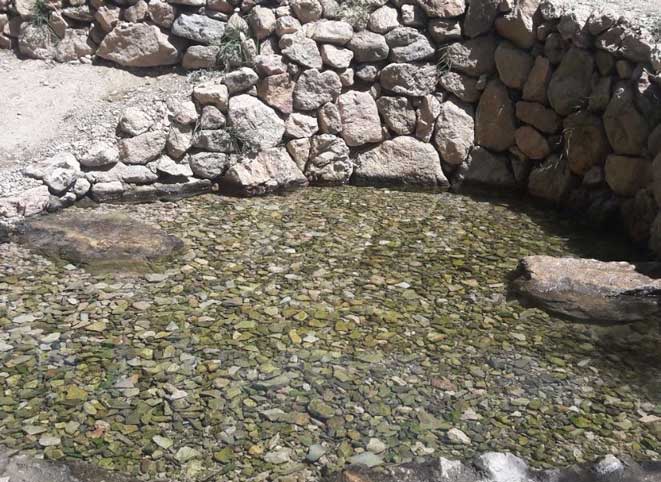چشمه انگورستانی(قل قل)